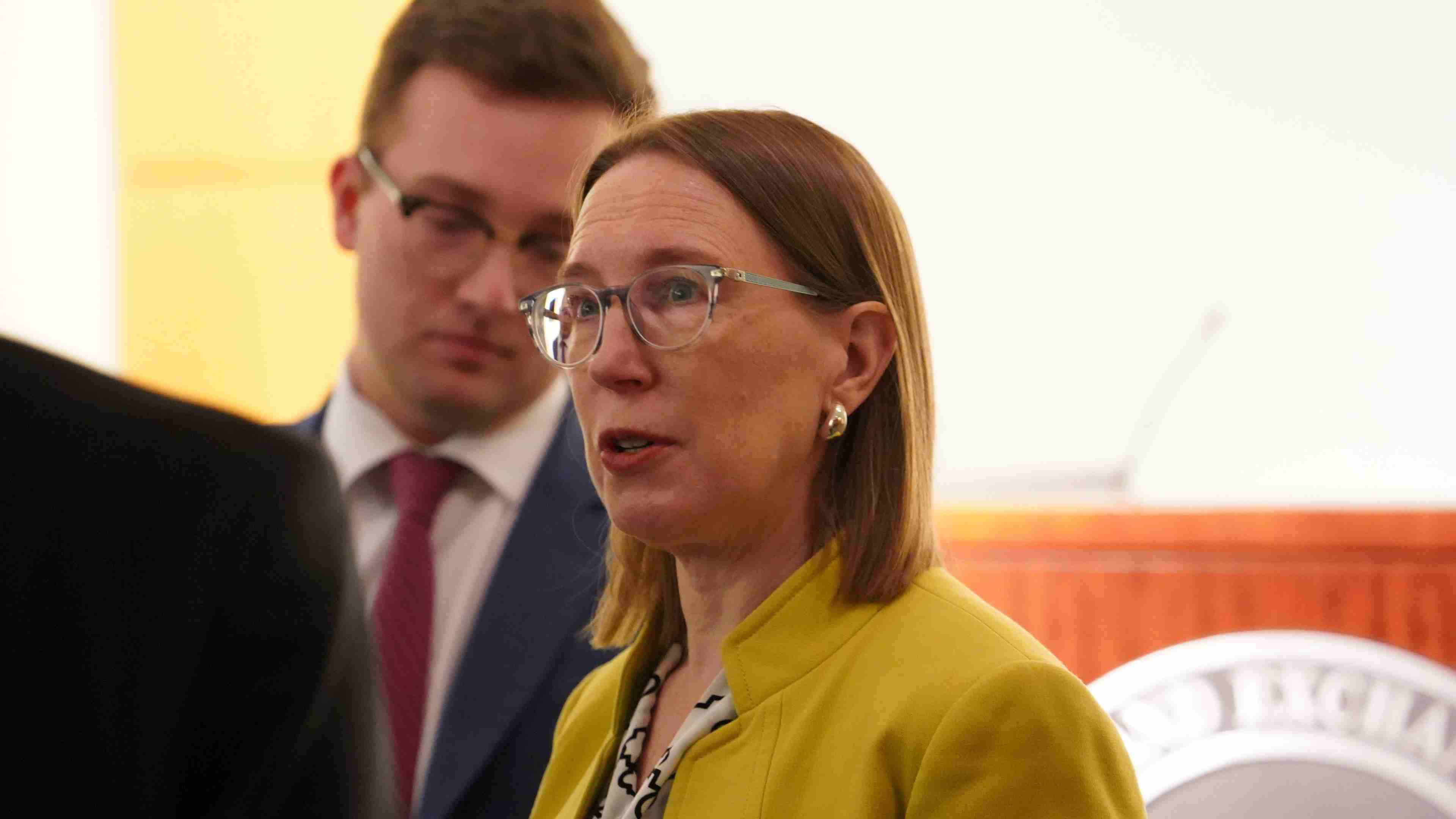 SEC 官员 Hester Peirce 表示，SEC 愿意与代币化资产发行人合作